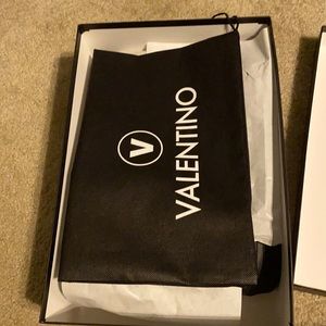 New in box Men’s Size 9 Valentino Boots